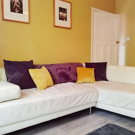 Perry Road, Beautiful Large House Available For Guests And Contractors Parking Wifi Villa Nottingham Exterior photo